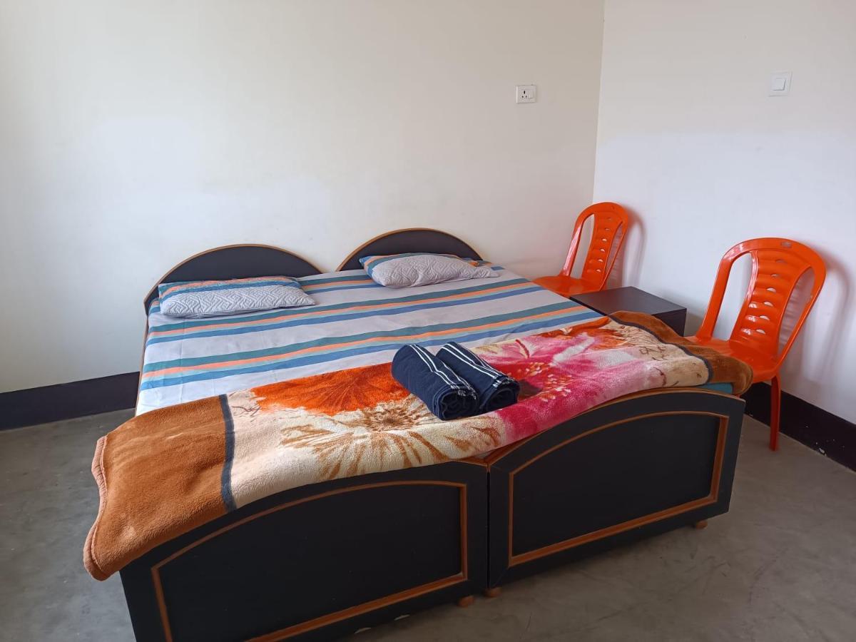 Kamla Guest House Kushinagar Kültér fotó