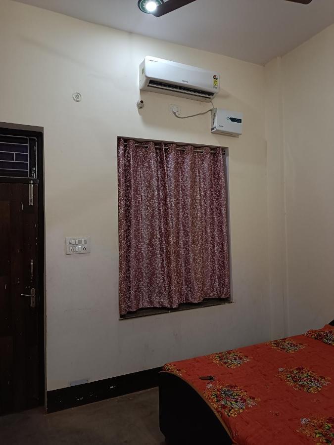 Kamla Guest House Kushinagar Kültér fotó